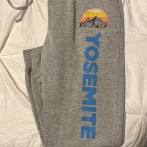 comfy sweatpants from Target 💛